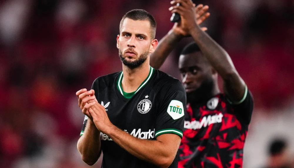 Feyenoord lehnt erstes Atlético-Angebot für Hancko ab