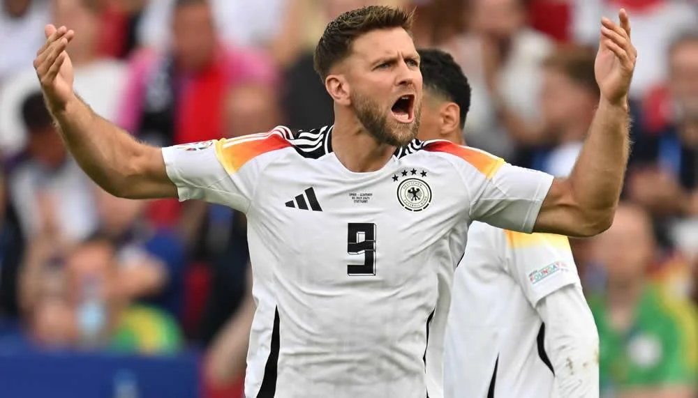 BVB-Stürmer Niclas Füllkrug bei Milan ein Thema