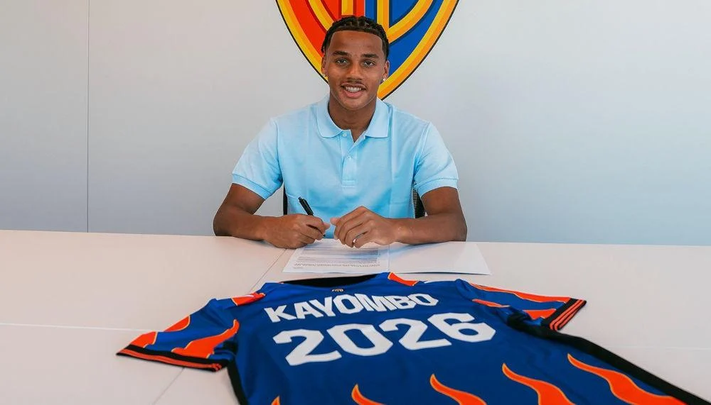 Der FC Basel verlängert mit Supertalent Kayombo und schickt ihn weg