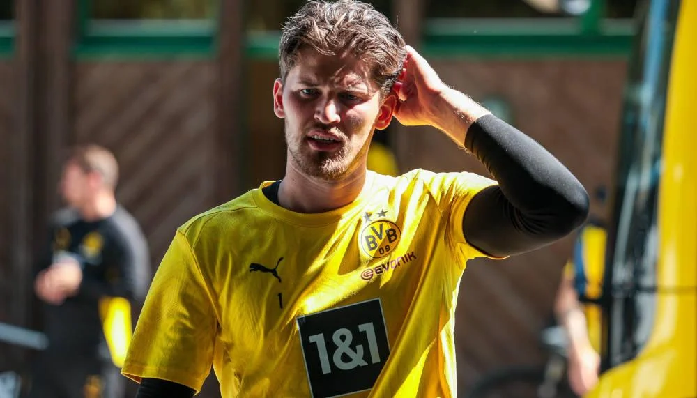 Der neue BVB-Trainer Nuri Sahin entmachtet Gregor Kobel