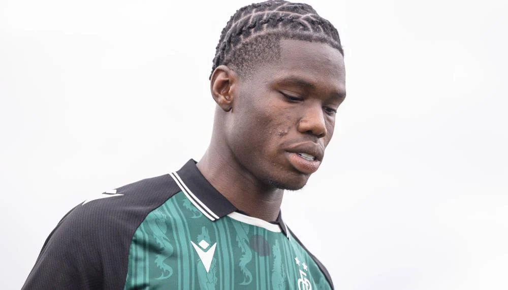 Thierno Barry fehlt wegen Transfergesprächen im FCB-Training