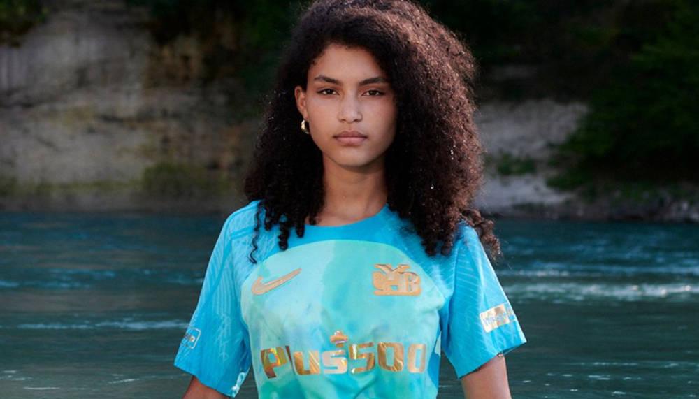 YB präsentiert 3. Trikot – Hommage an die Aare