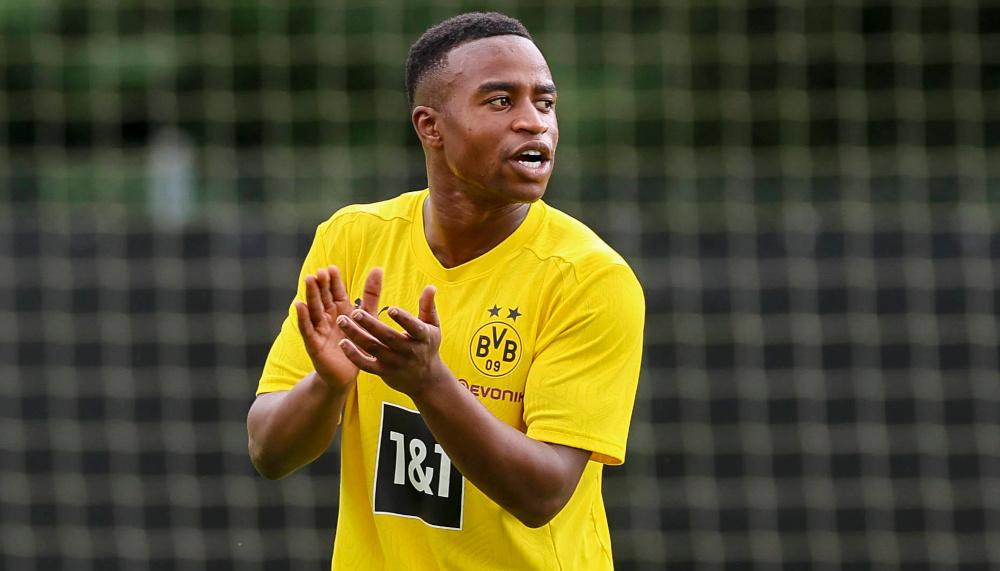 BVB & Betis verhandeln wegen Moukoko
