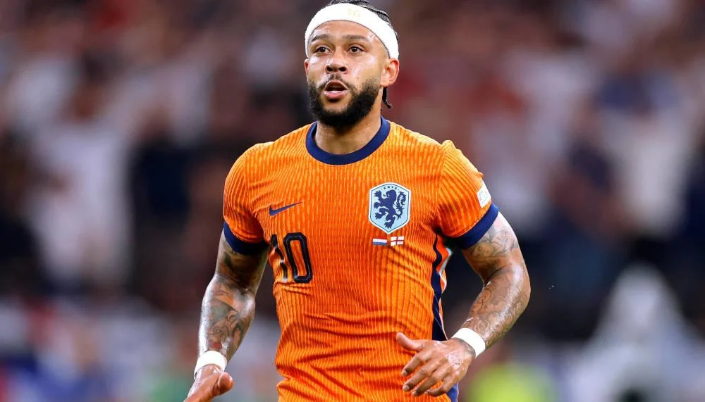 Memhpis Depay darf im Gegensatz zu Bergwijn weiterhin zur Nati