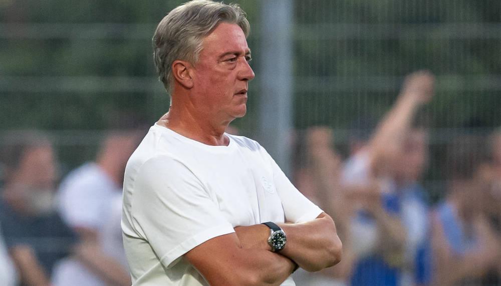 GC-Sportchef Stephan Schwarz stärkt Schällibaum den Rücken