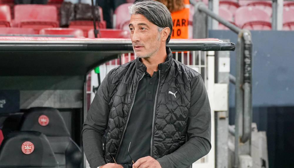 Murat Yakin muss sich am Knie operieren lassen