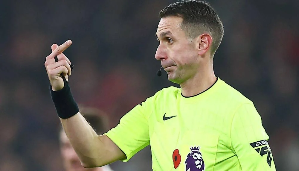 Fluch-Schiri David Coote vor Rücktritt, den ihn 1 Million kostet