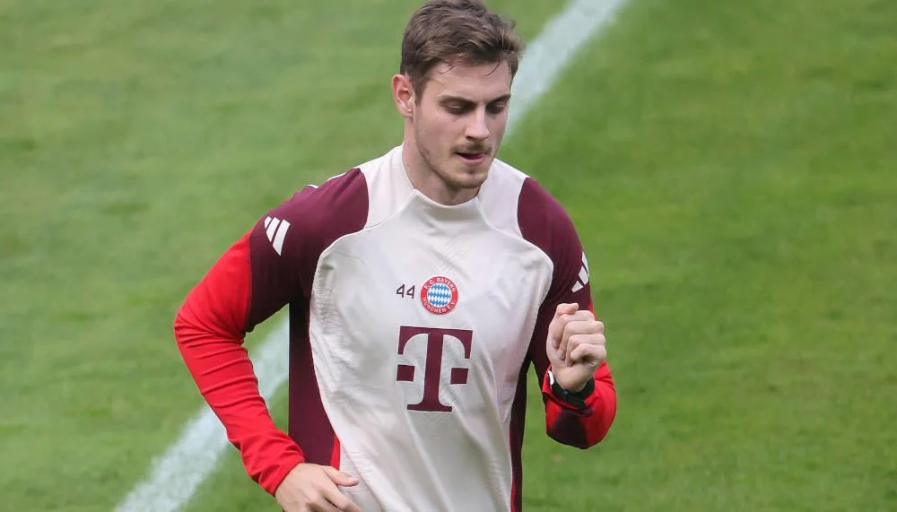 Josip Stanisic steht bei den Bayern endlich vor dem Comeback