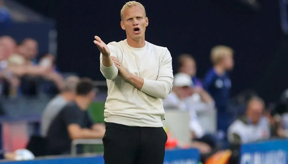 Ex-Trainer Karel Geraerts rechnet heftig mit Schalke 04 ab
