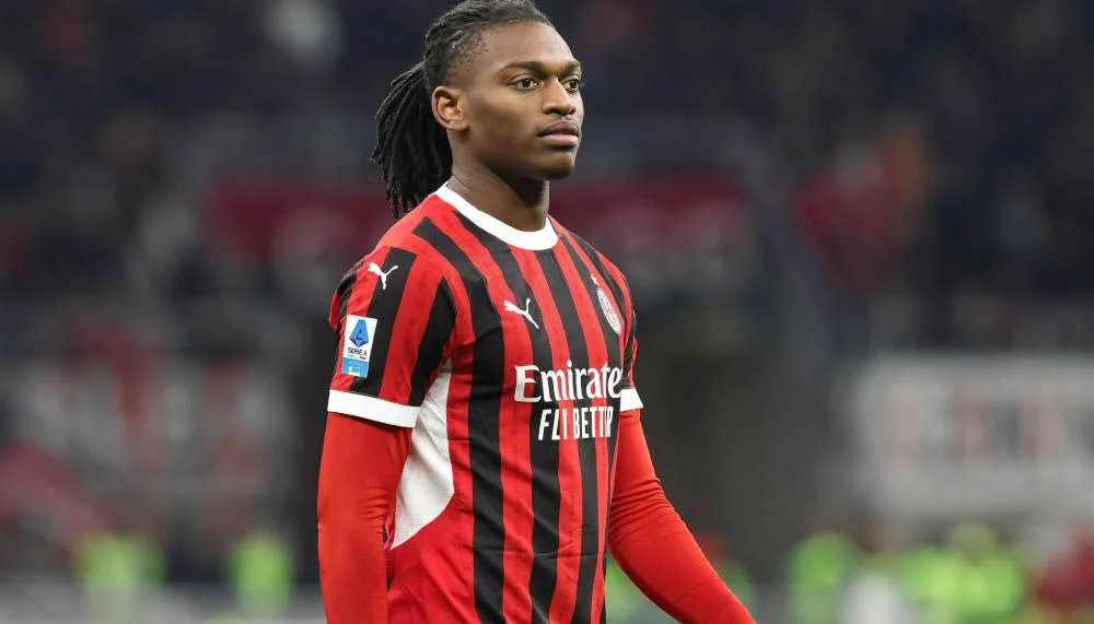 Bayern bereitet erstes Angebot für Rafael Leao vor