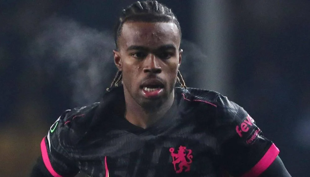 BVB angelt sich Chelsea-Stürmer Carney Chukwuemeka