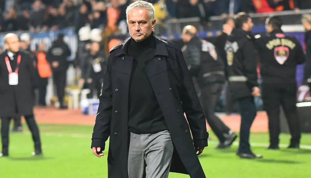 José Mourinho hat sich operieren lassen