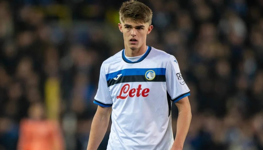 Die Manchester-Klubs duellieren sich um Atalanta-Profi Charles de Ketelaere