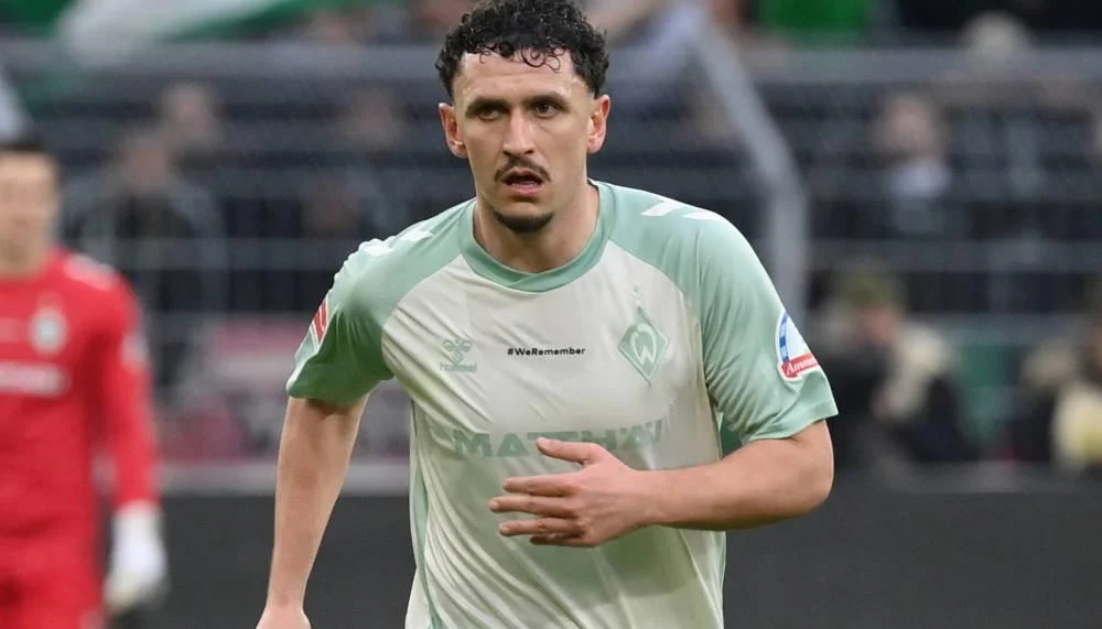 Ex-FCB-Profi Milos Veljkovic lässt Zukunft bei Werder offen