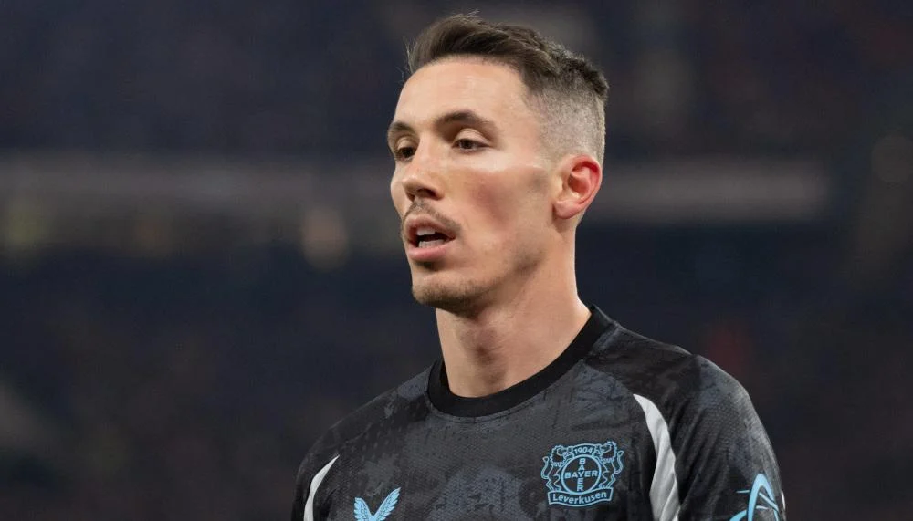 Bayer-Star Grimaldo liebäugelt offensiv mit Barça-Wechsel