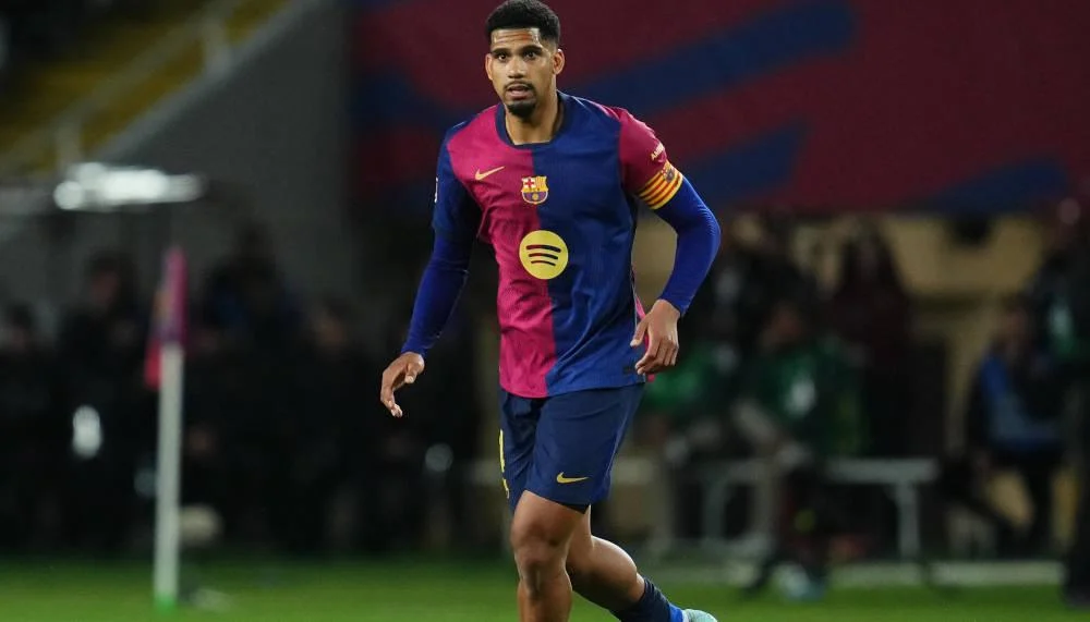 Ronald Araújo ist beim FC Bayern erneut ein Thema