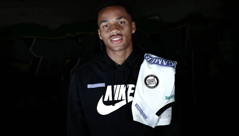 FCB-Stürmer Axel Kayombo schliesst sich österreichischem Meister an