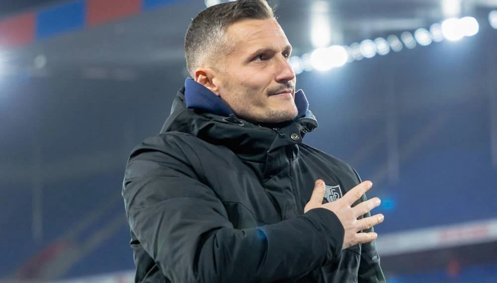 Taulant Xhaka wird nach Schmähgesängen von Liga dreifach bestraft