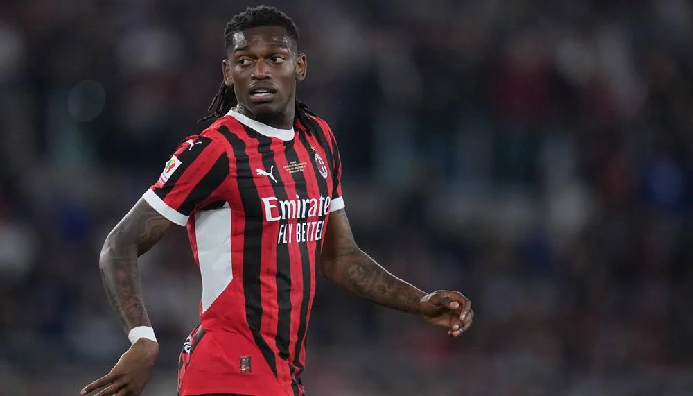 Rafael Leao soll sauer auf den FC Bayern sein