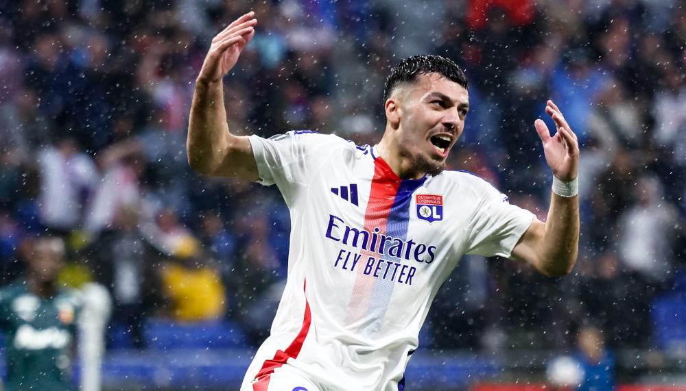Eintracht Frankfurt an OL-Stürmer interessiert – starke Konkurrenz