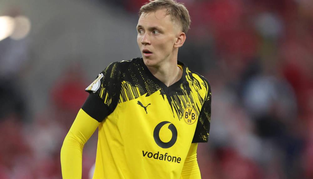 Maxi Beier muss Dortmunder Training abbrechen