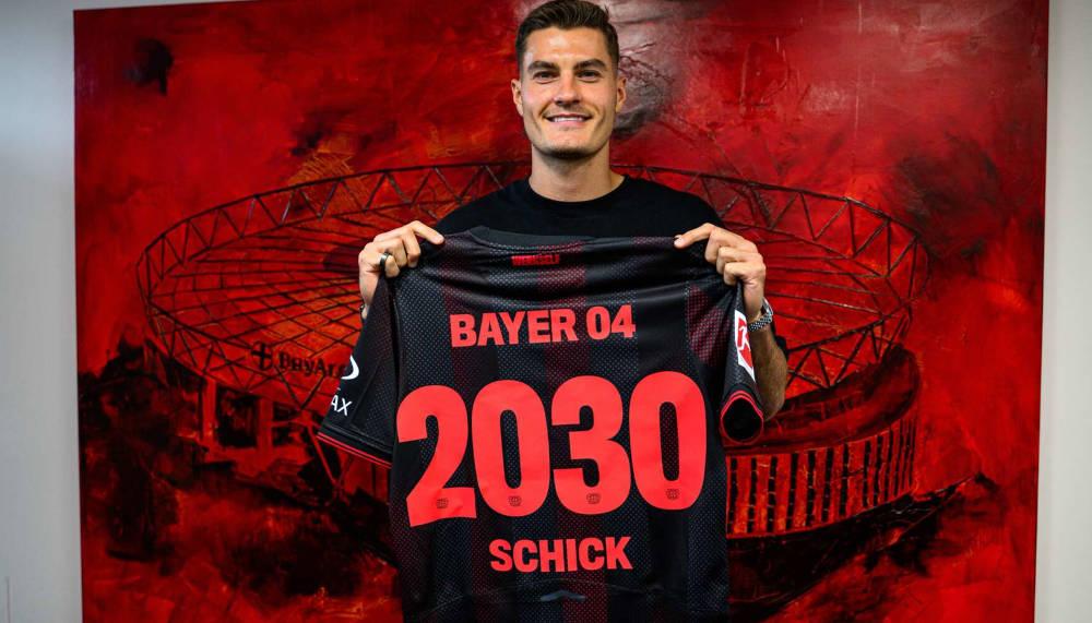 Patrik Schick setzt Zeichen und verlängert in Leverkusen
