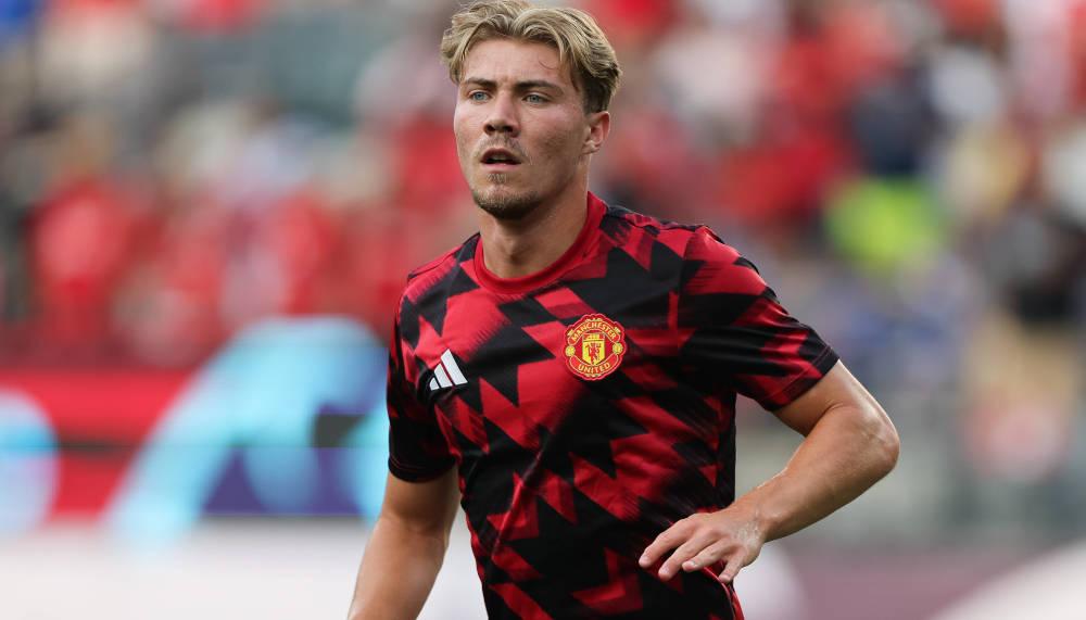 Milan befasst sich mit Rasmus Højlund & Dusan Vlahovic