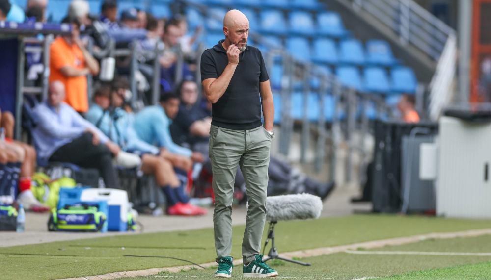 Bayer Leverkusen unter Druck: Ten Hag-Entscheidung steht bevor