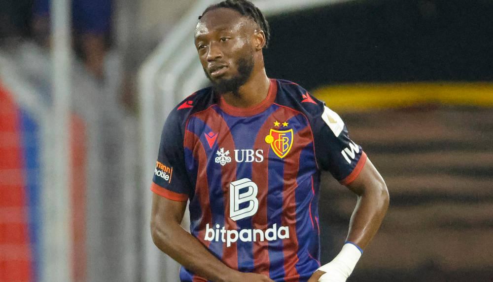 FCB-Stürmer Benié Traoré fällt noch länger aus als gedacht