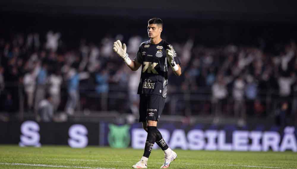 Torwart-Legende Júlio César empfiehlt Gabriel Brazao als Neuer-Nachfolger