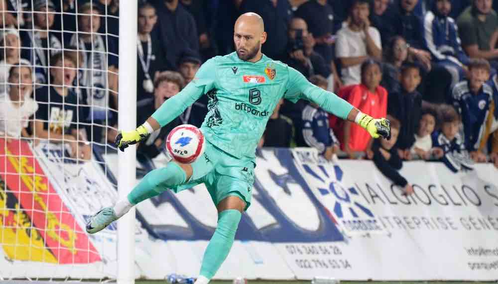 Grosser Tag: FCB-Fans feiern Cup-Held Mirko Salvi