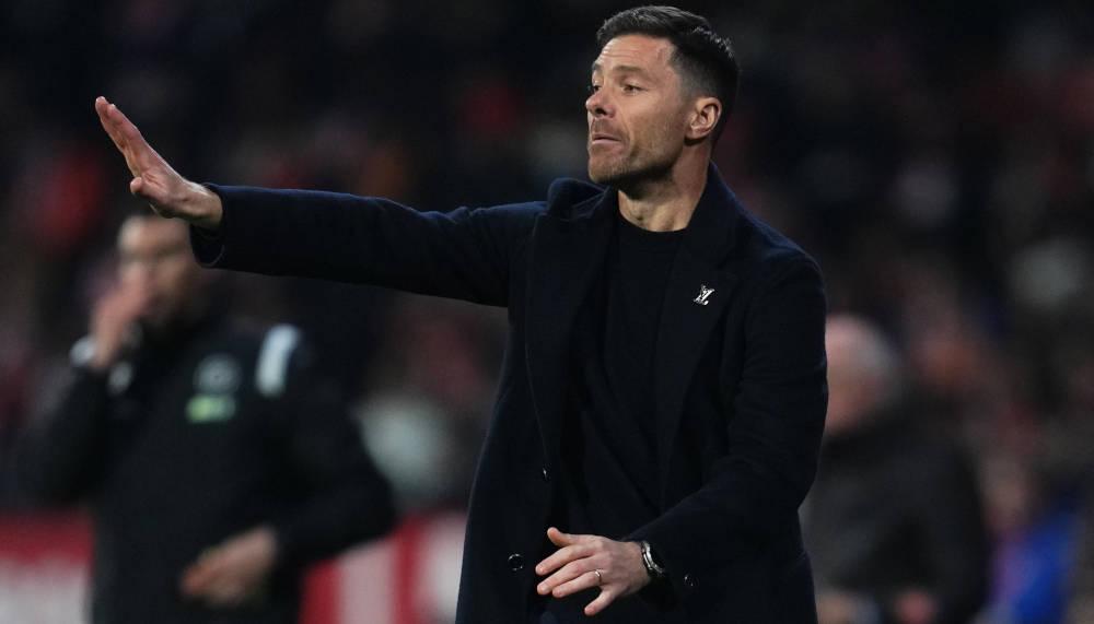 Xabi Alonso passt Matchvorbereitung wegen Beschwerden der Spieler an