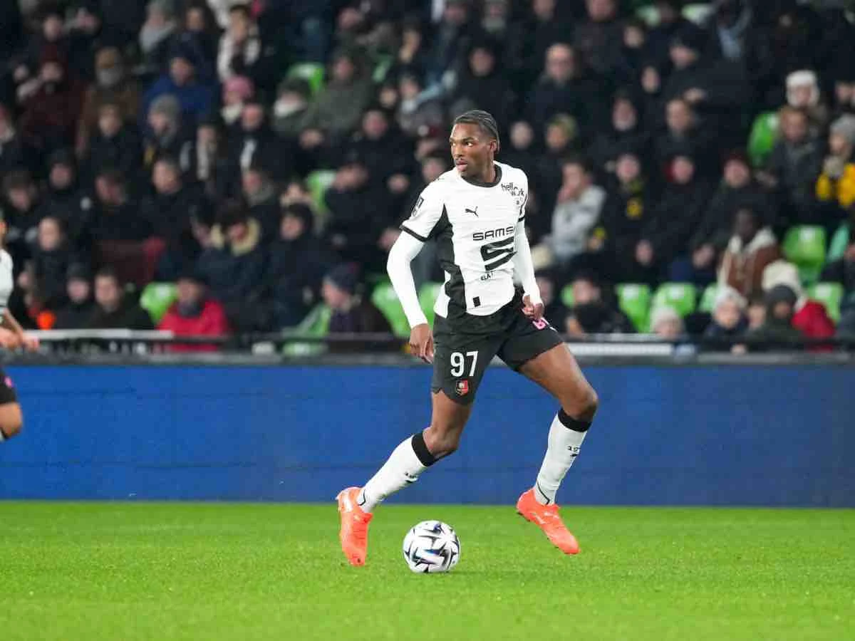 Chelsea zeigt Interesse an Rennes-Verteidiger