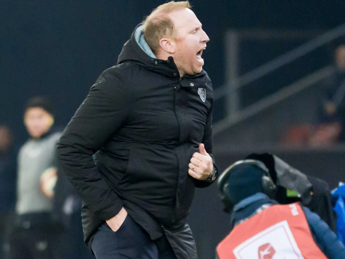 FCB-Bosse diskutieren über Magnin-Zukunft – 2 potentielle Nachfolger