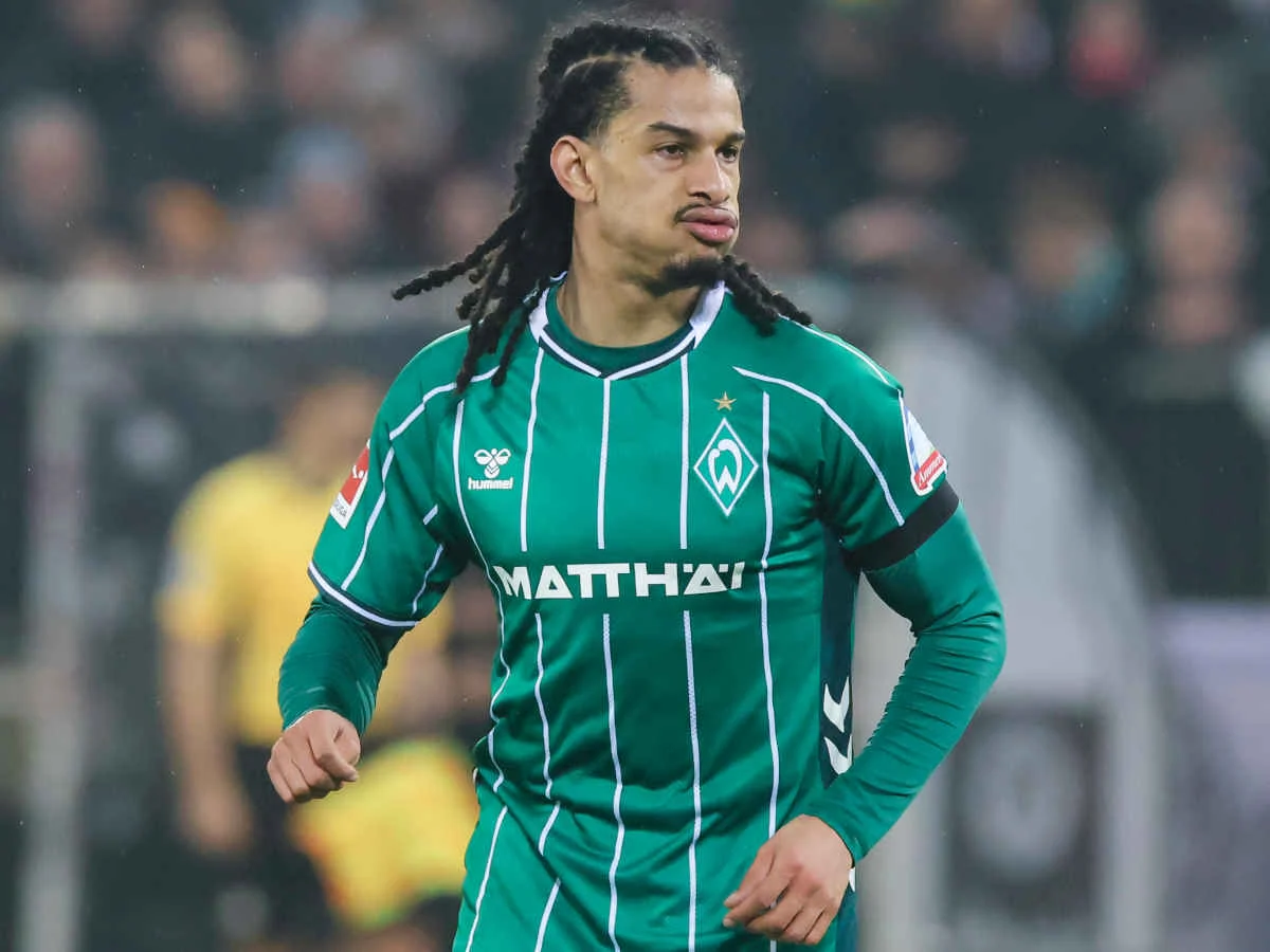 Nati-Verteidiger Isaac Schmidt hat bei Werder schlechte Karten
