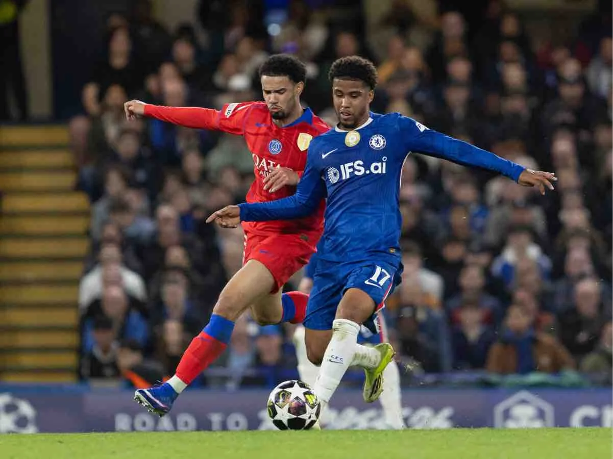 Manchester United steigt bei Andrey Santos ein