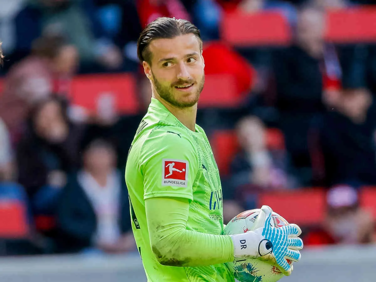 Gregor Kobel sorgt beim BVB für den Abgang von Diant Ramaj