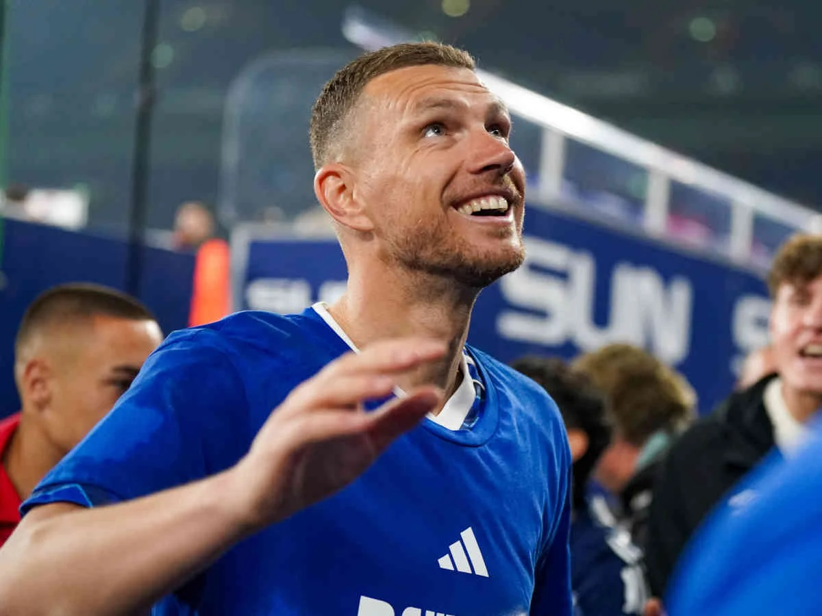 Schalke 04 hat Edin Dzeko ein konkretes Angebot unterbreitet