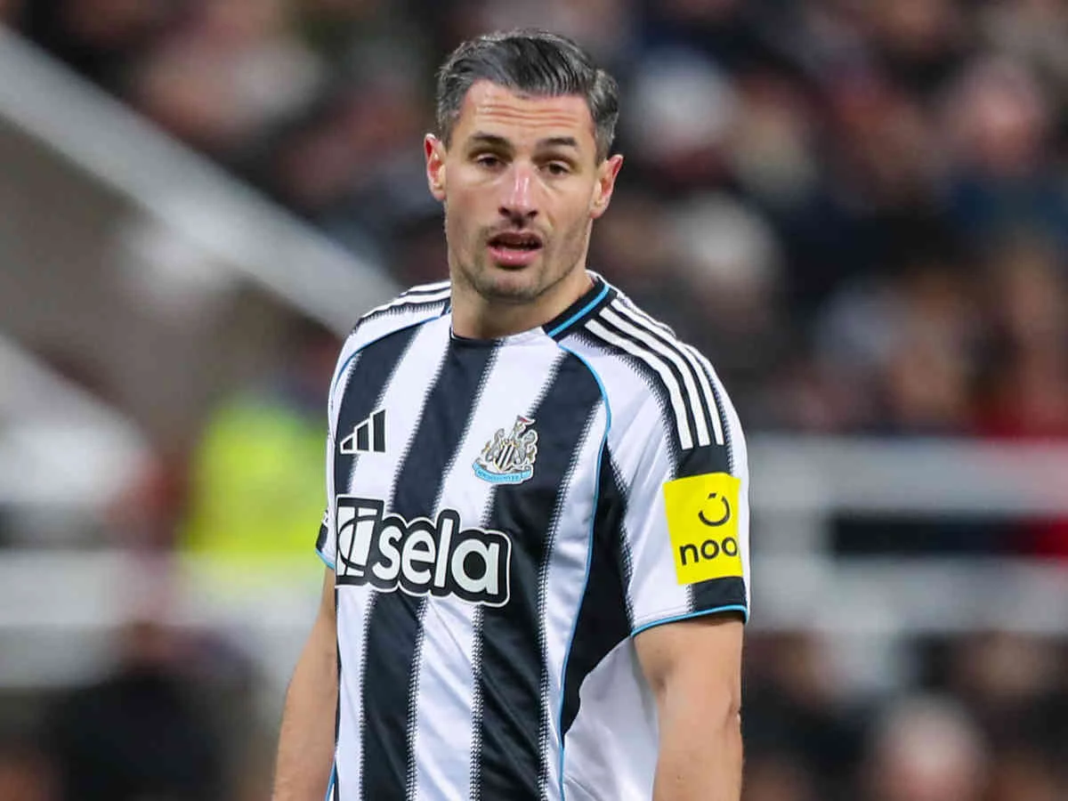 Newcastle hat eine für Fabian Schär sehr positive Entscheidung getroffen