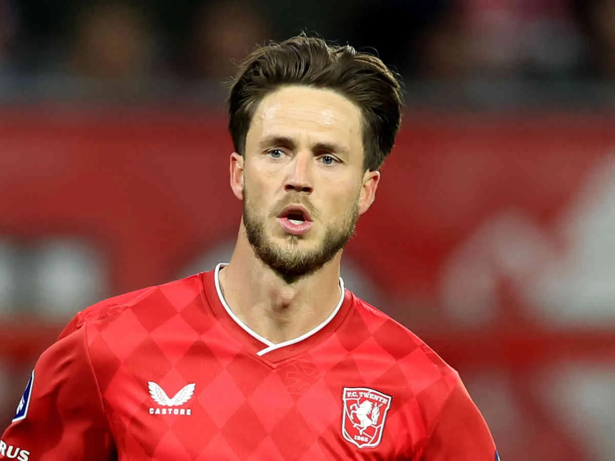 Der frühere FCB-Stürmer Ricky van Wolfswinkel zieht einen Schlussstrich