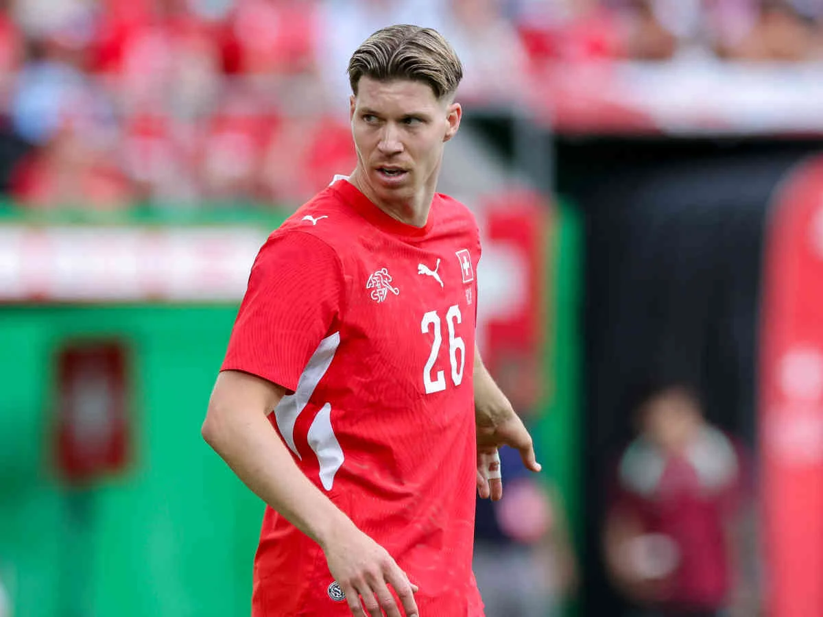 Cedric Itten könnte noch vor der WM bei einem Bundesliga-Klub anheuern