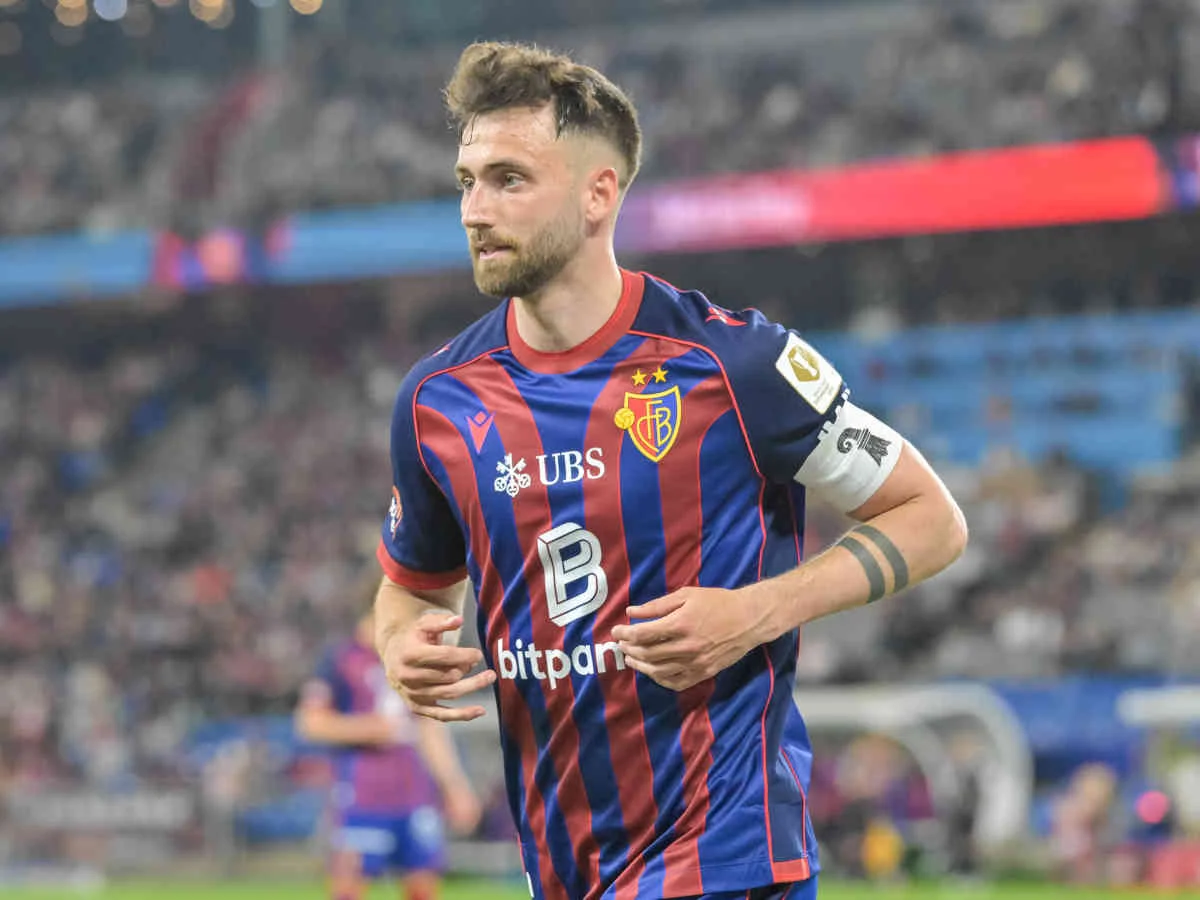 Schmerzhafter FCB-Abgang: Dominik Schmid wechselt nach Österreich