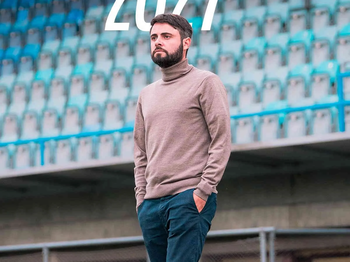 Etoile Carouge macht mit seinem 33-jährigen Trainer weiter