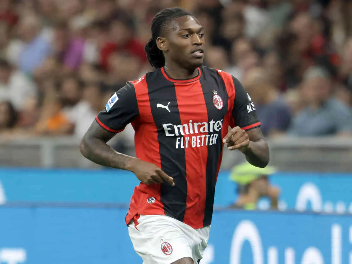 Jorge Mendes bietet Milan-Stürmer Rafael Leão bei Serie A-Konkurrent an