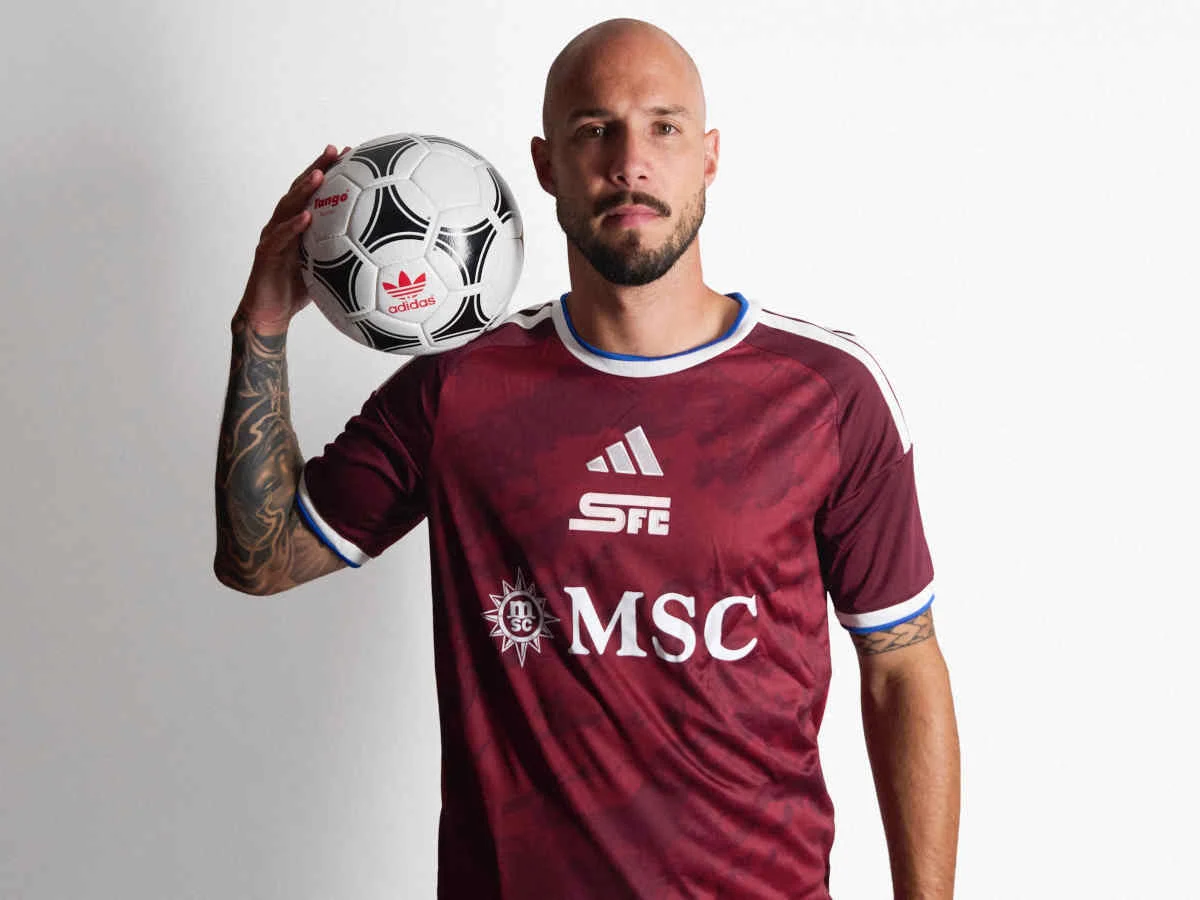 Servette präsentiert sein neues Heimtrikot