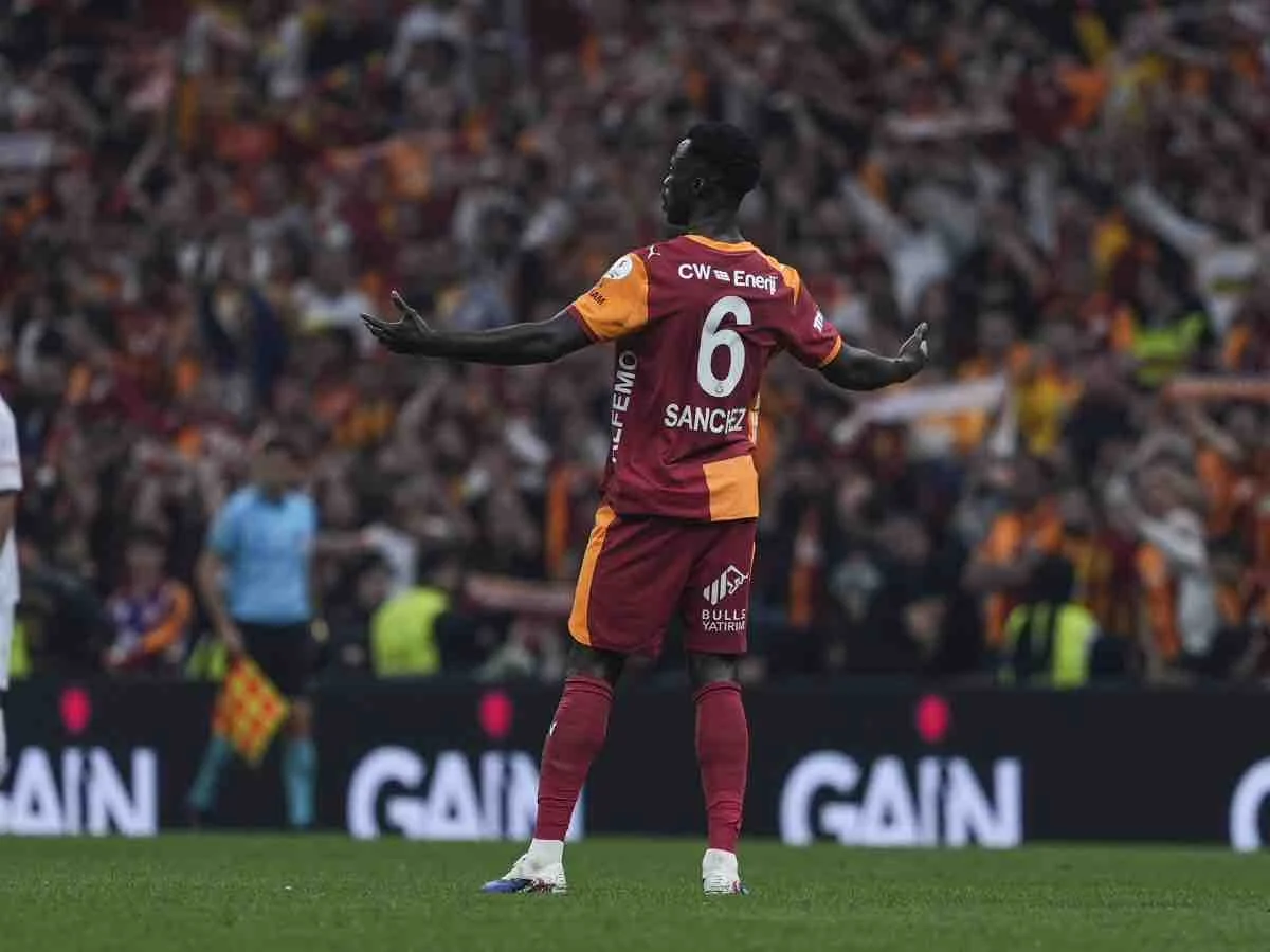 Como gibt bei Davinson Sánchez nicht auf