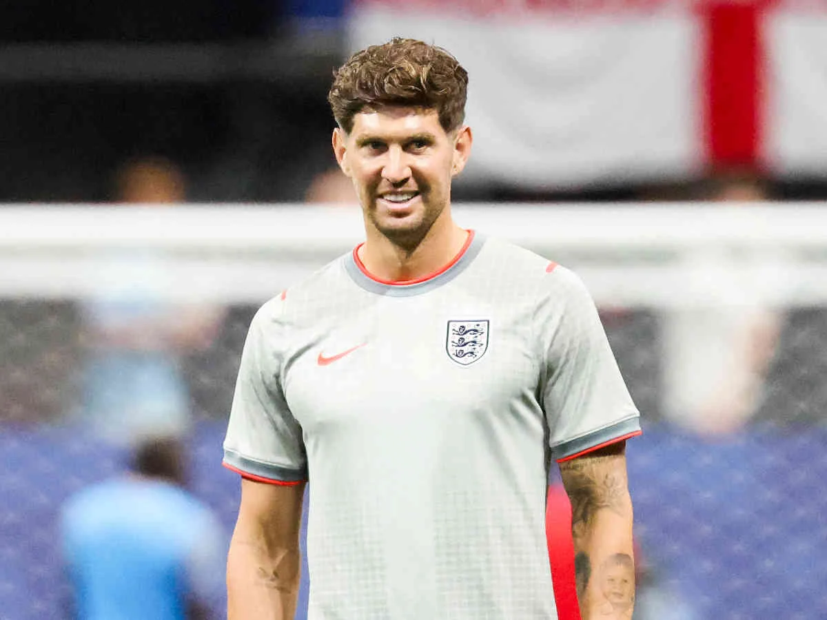 Inter bietet John Stones einen Zweijahresvertrag