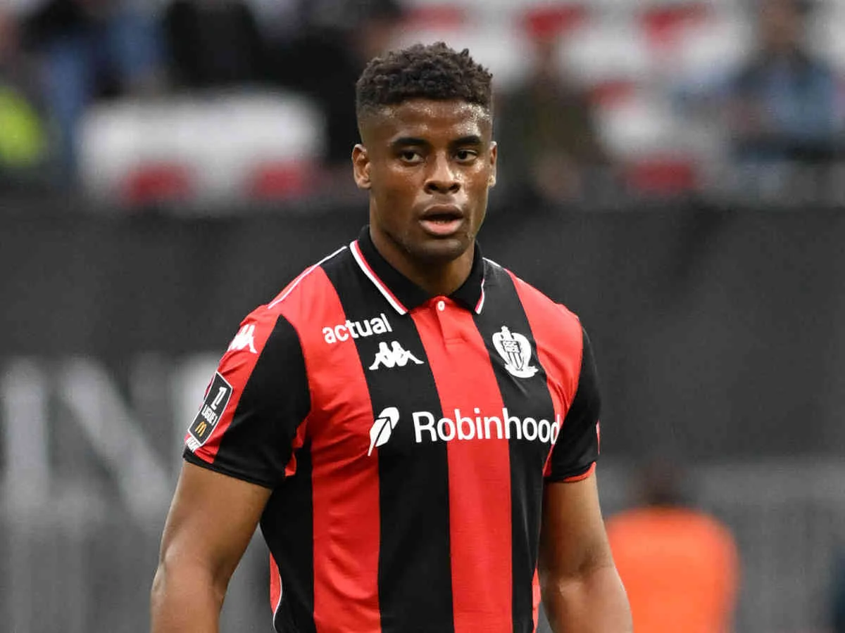 Ex-FCB-Stürmer Kevin Carlos könnte es nach England ziehen