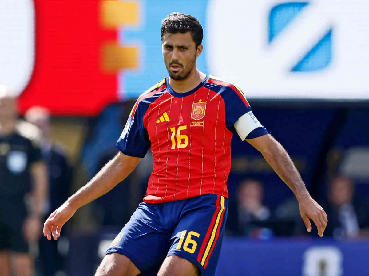 Barça könnte bei Rodri dazwischengrätschen und ihn Real wegschnappen