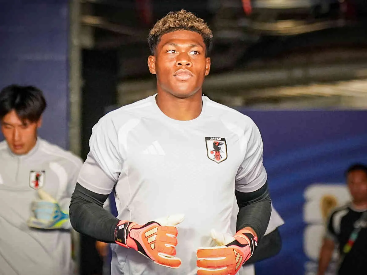 Japans Nati-Goalie Zion Suzuki wechselt in die Premier League
